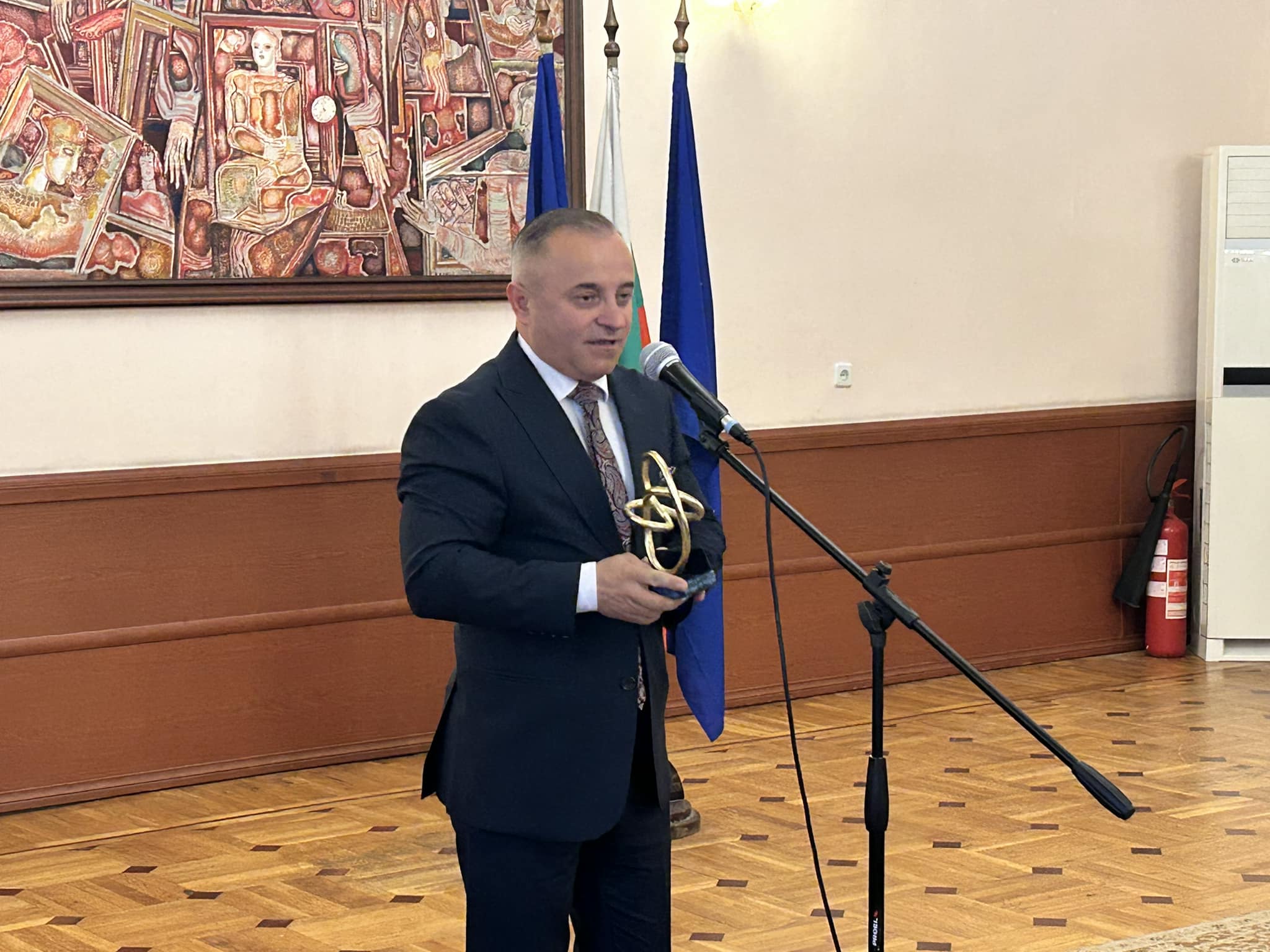 Редица действия за защита на животните бяха набелязани на работна среща, свикана от кмета на Сандански Атанас Стоянов