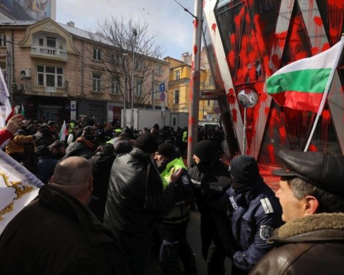 СДВР след протеста на  Възраждане”: Шестима са задържаните, около 10 са пострадали полицаи