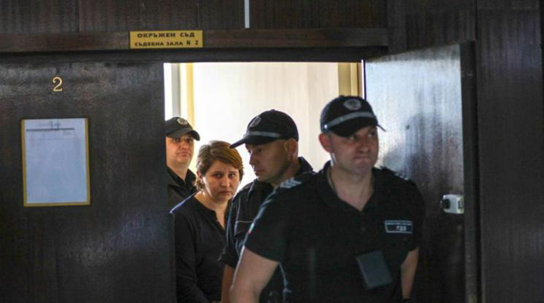 Проверяват защо припада детеубийцата Кристина Дунчева