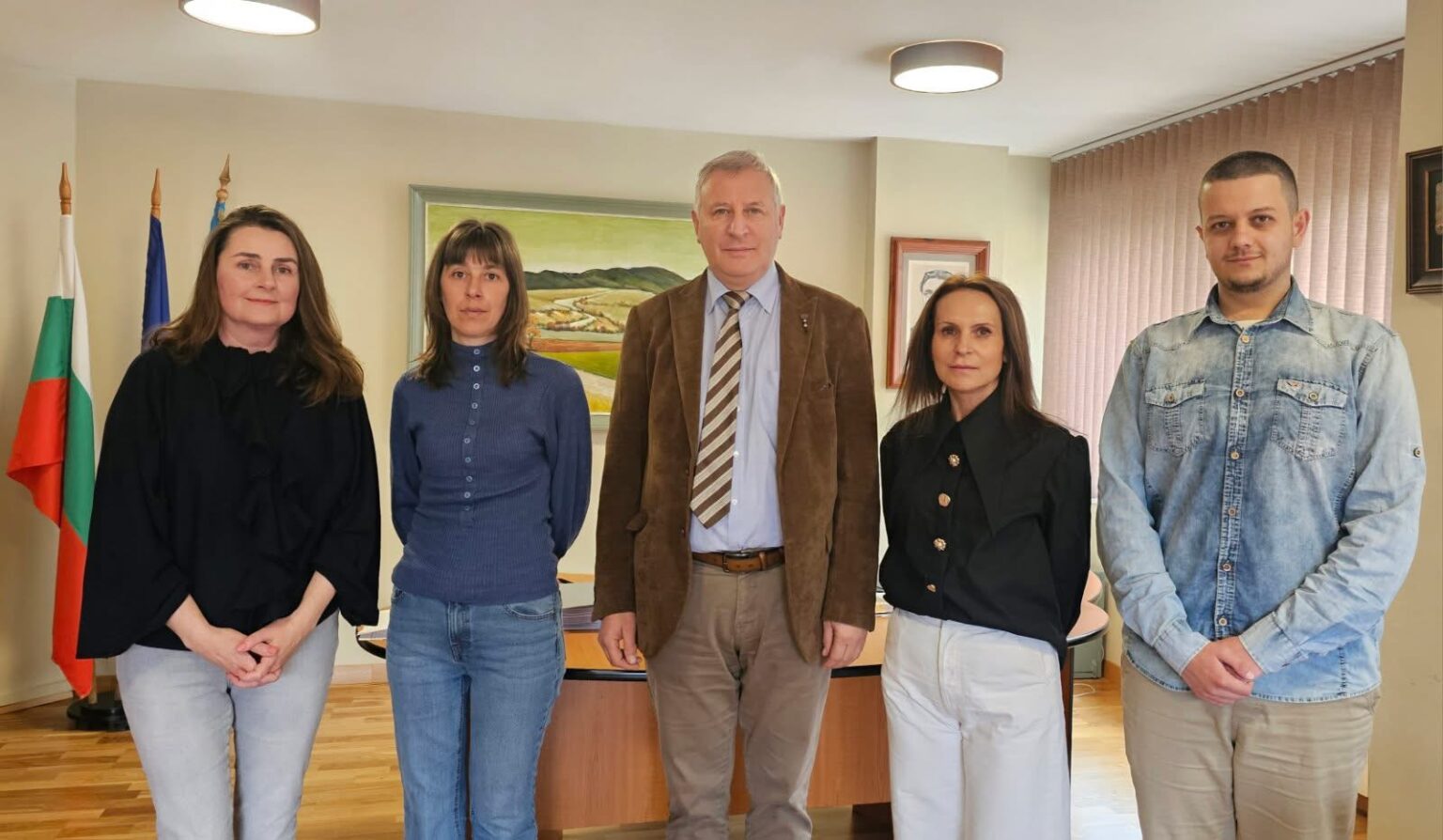 В Разлог четирима специалисти са част от екипа на Местната комисия за борба с противообществените прояви на малолетните и непълнолетните