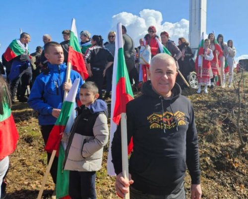 Апостол Апостолов: Честит 3 март! Нека пазим спомена за цената на свободата!