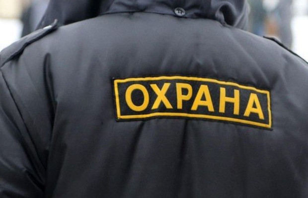 50-годишен мъж е в болница, след като охранител го изблъска от игрална зала в Благоевград