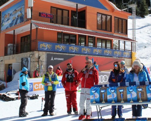 ТРИУМФ ЗА СЪСТЕЗАТЕЛИТЕ ОТ ЮЛЕН НА КУПА БАНСКО-FIS ПО АЛПИЙСКИ СКИ