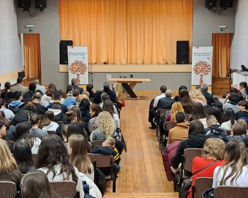 Осмокласничка от Благоевград е сред победителите в национално състезание по немски език