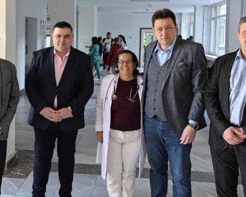 Светила в медицината прегледаха безплатно над 500 деца за ден в Петрич