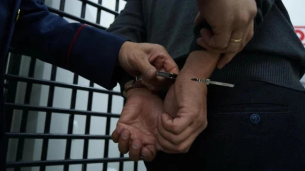 Варненци обраха три апартамента в Банско, закопчаха ги Варненци обраха три апартамента в Банско, закопчаха ги