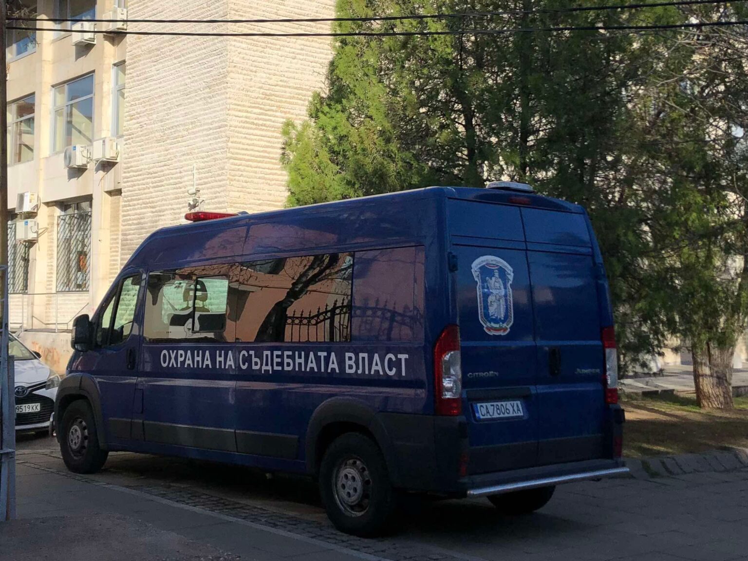 Съдът отказа да измени домашния арест на петричките ченгета Кимов и Янев Съдът отказа да измени домашния арест на петричките ченгета Кимов и Янев