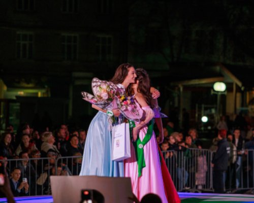 Василена Димитрова е новата девойка Кюстендилска пролет