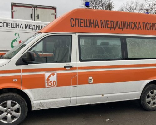 20-годишен моторист загина след удар в дърво