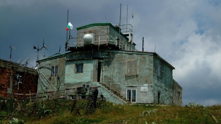За първи път от 73 г .: Станцията на връх Мургаш не работи заради побоя над метеоролозите