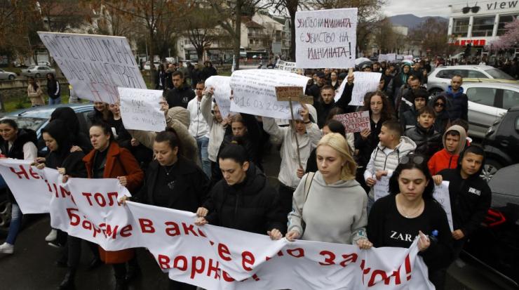 Като филм на ужасите: Гняв и скръб сред хората в Кочани, всеки дом е засегнат от трагедията