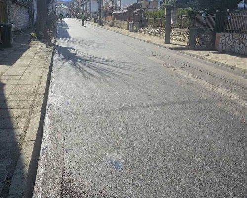 Започна поетапното асфалтиране на 18 улици в Разлог, на които се подмени 7 км водопровод