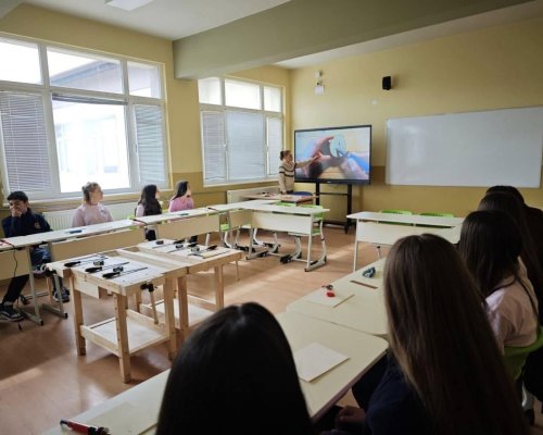 Откриха модерен кабинет по технологии и предприемачество в ОУ Никола Парапунов в Разлог