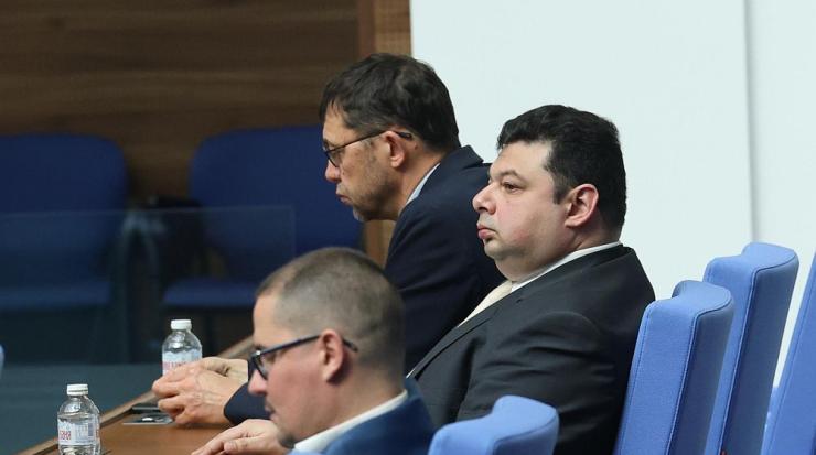 Депутатите избраха Орлин Колев за конституционен съдия Депутатите избраха Орлин Колев за конституционен съдия