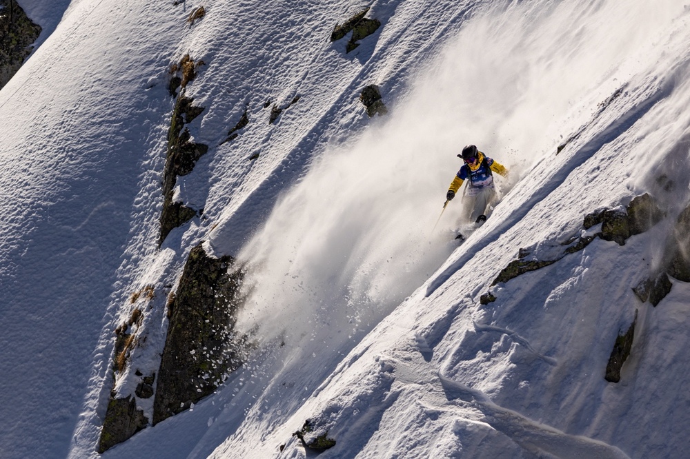 Банско посрещна международни шампиони на Freeride World Tour Qualifier 2025