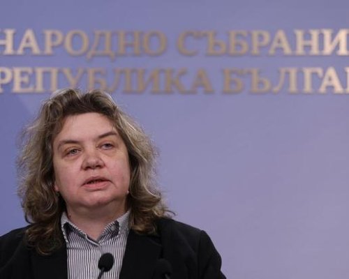 Извънредно и емоционално изявление: Киселова представи възможности за изход от казуса с МЕЧ