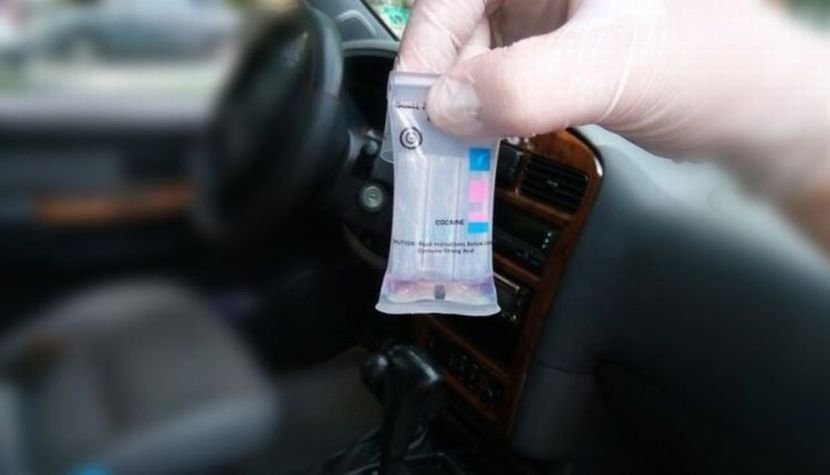 Дрогиран катастрофира пред училище Дрогиран катастрофира пред училище