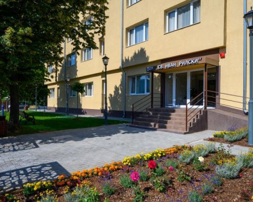 Домът за възрастни хора в Симитли търси помощен персонал