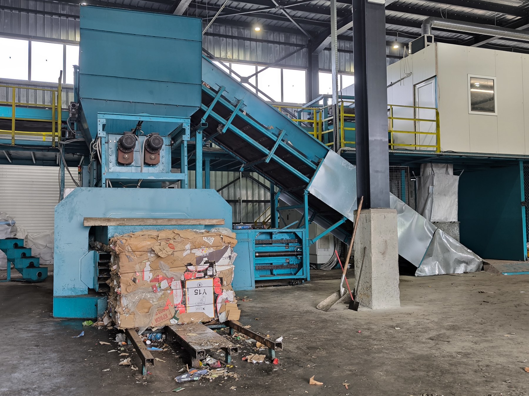 Нова Сепарираща инсталация за битови отпадъци в Регионално депо-Разлог Нова Сепарираща инсталация за битови отпадъци в Регионално депо-Разлог