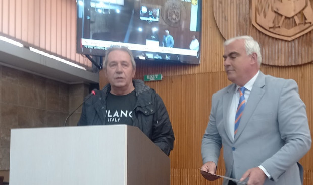 Почетен плакет за бивш футболист от Дупница Почетен плакет за бивш футболист от Дупница
