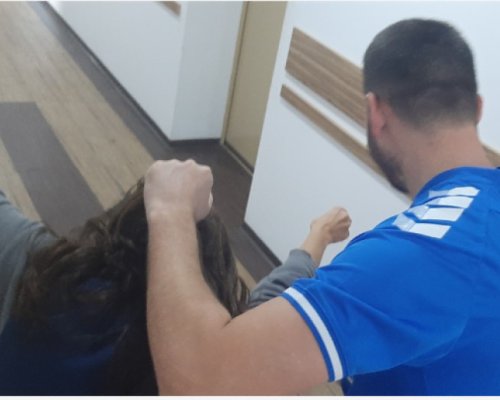 Отново насилие: Мъж преби зверски съпругата си в с. Микрево