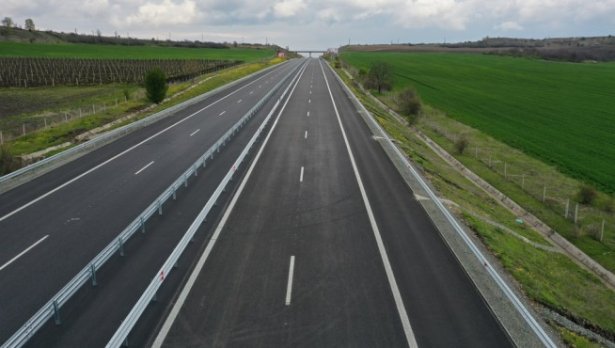 Забраняват карането със 140 км в час по магистралите
