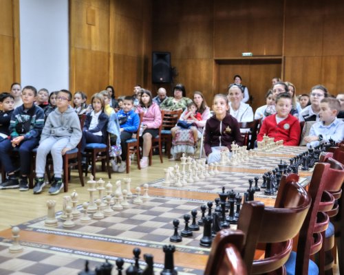 Отличия за младите шахматисти на Банско