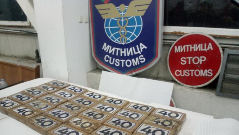 Кримка от Петрич заловен на Дунав мост край Видин пренасял кокаин за около 10 млн. лева