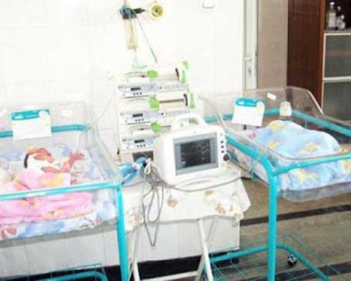 Браво: В Петрич подпомагат родители на бебета с пари и безплатно паркиране