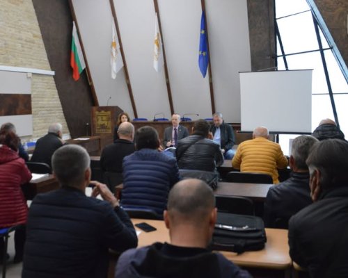 500 000 лв. за профилиране и ремонтиране на уличната мрежа в 25-те села в Благоевградско са заложени в проекта за бюджет за 2025 г.