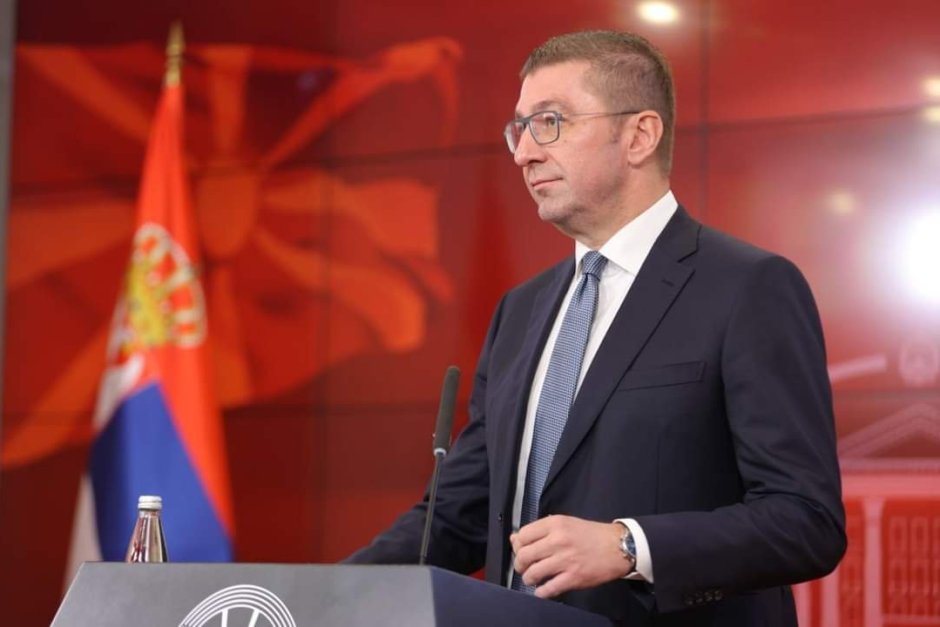 Роднини на македонския премиер Мицкоски с българско гражданство, имат фирми в петричкото село Кулата