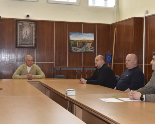 Количествата дърва за огрев и началото на пожароопасния сезон-теми на работна среща в Симитли