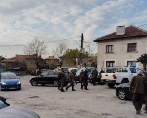 Започна залесяването на опожарената гора край Струмяни