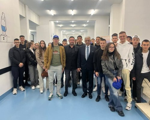 Ученици от Дупница посетиха Национална спортна академия