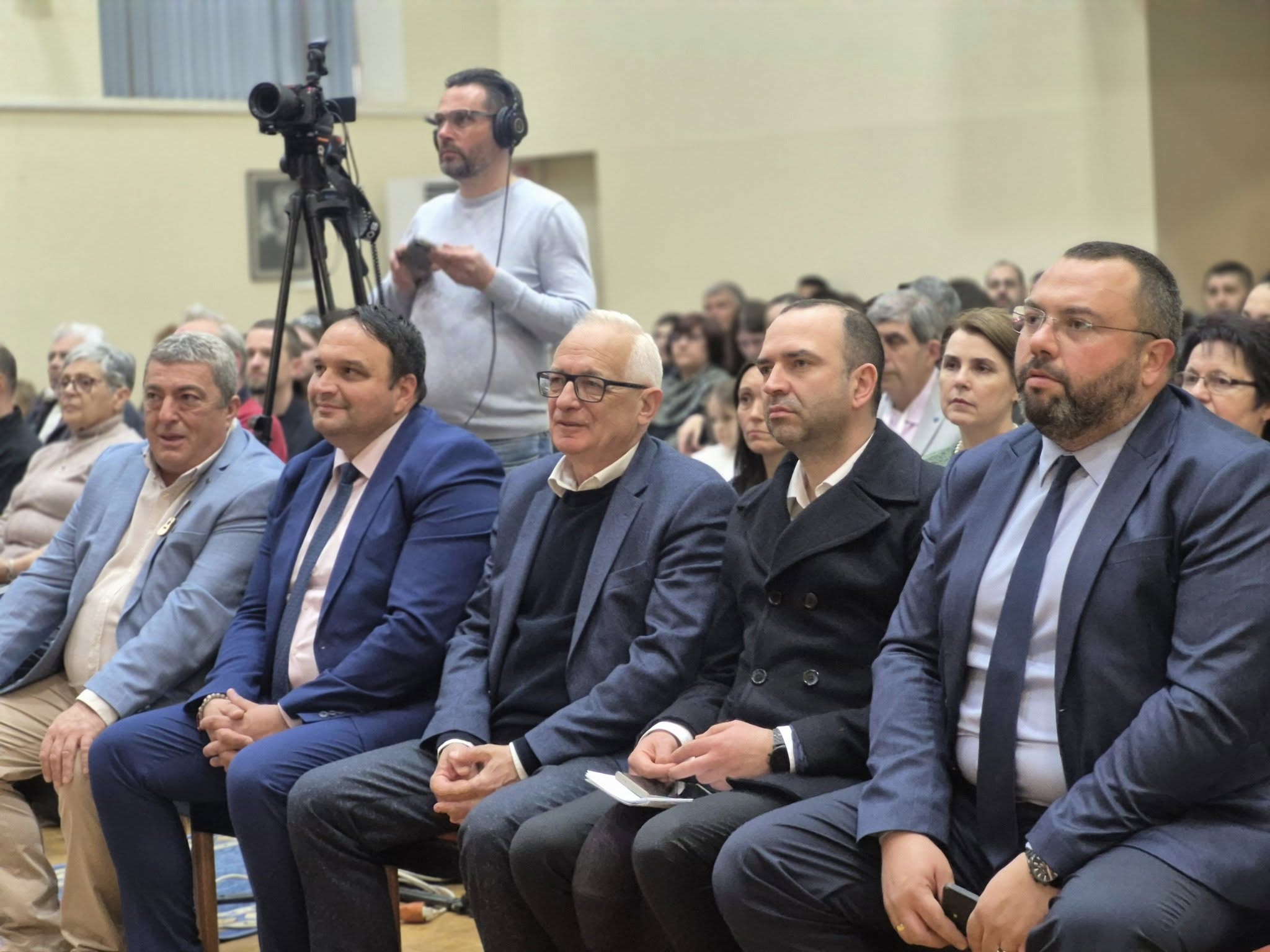 Над 1000 китаристи от цяла Европа са в Кюстендил за 28-мия Международен конкурс за Класическа китара