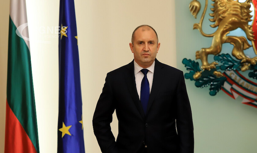 Радев: Борисов е лицемер-критикува договора с Боташ, а преди година казваше, че е печатница за пари за България