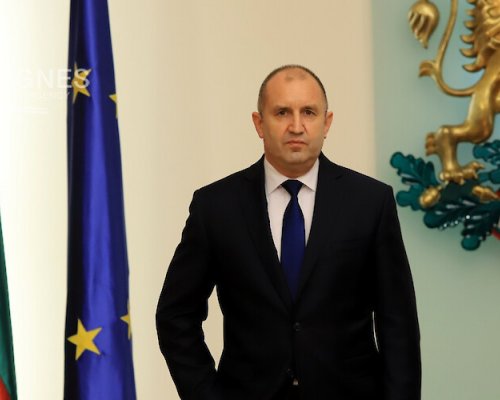 Радев: Борисов е лицемер-критикува договора с Боташ, а преди година казваше, че е печатница за пари за България