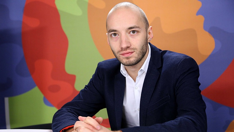Димитър Ганев: Властта трябва да се радва на този вот на недоверие, най-големият губещ е ПП-ДБ