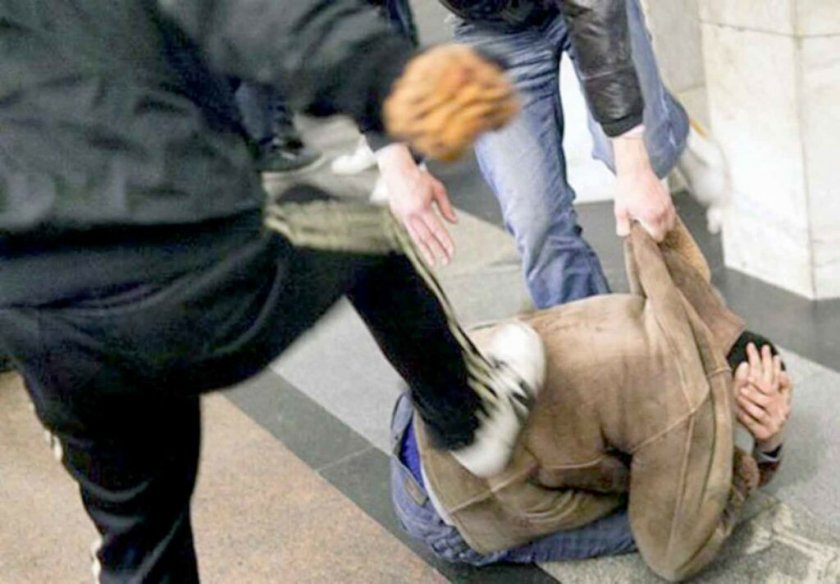 Двама мъже са в болница, пребити на улици в Петрич и Гоце Делчев