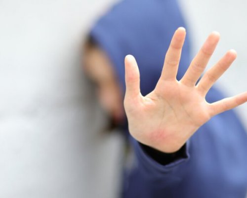 Дивият Югозапад: Дете пострада при домашно насилие в Кюстендил, мъж преби жена си в Дупница