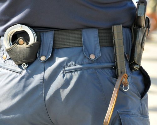 3 в 1: Задържаха мъж за домашно насилие, заплахи срещу полицаи и повреждане на патрулка