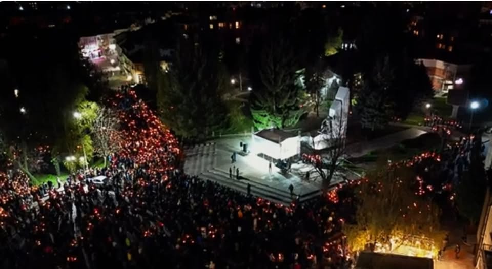 Традиционно посрещане на Живия огън в Гоце Делчев за Великден