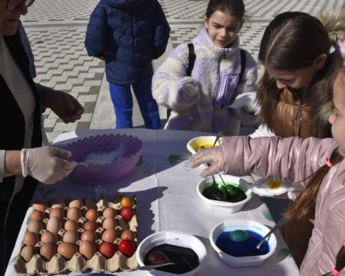Децата на Симитли ще боядисват великденски яйца на Велики четвъртък