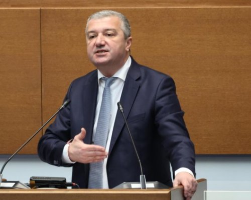 БСП обвини хората на Доган в политическо лицемерие
