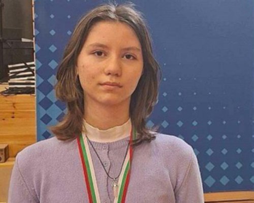 Ученичка от ПМГ спечели златен медал на национална олимпиада