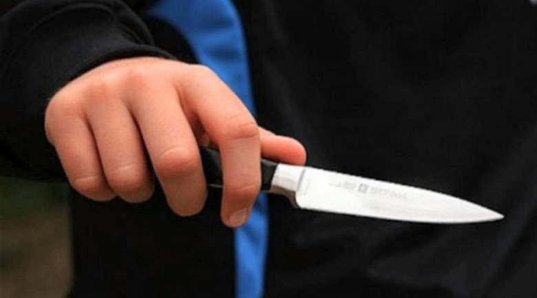 Ужас: Ученик опрял нож в гърлото на друго дете