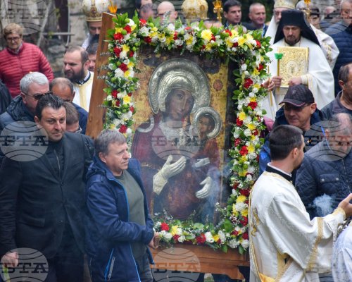 Българският патриарх Даниил ще оглави служба в Роженския манастир по повод честването на чудотворната икона  Света Богородица Портаитиса