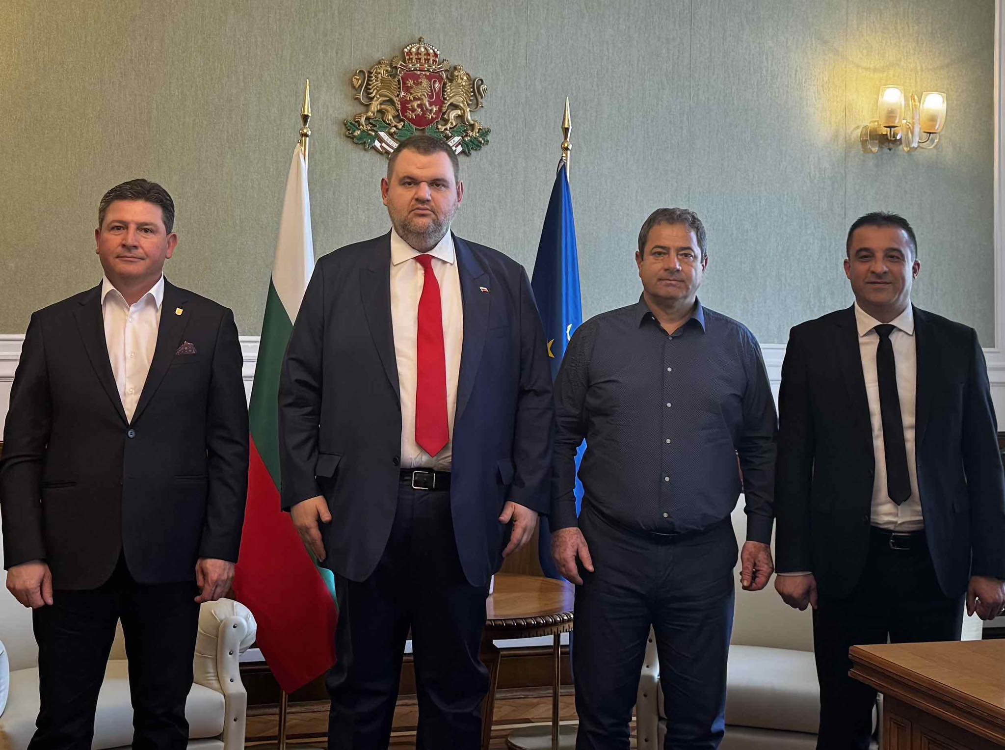 Делян Пеевски, лидер на ДПС и ПГ на ДПС-НОВО НАЧАЛО прие кметовете на Главиница и Ситово