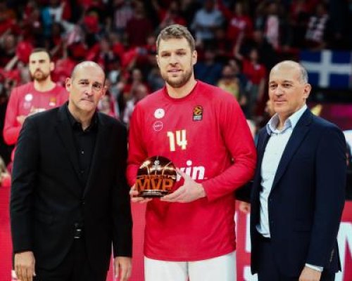 Олимпиакос и Везенков разбиха Реал Мадрид на старта на плейофите в Евролигата