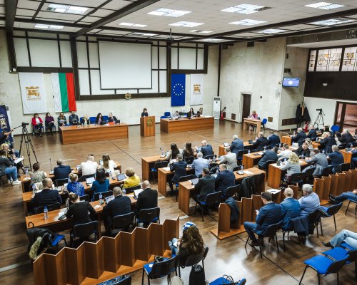 Инвестиция в хората и грижа за градската среда - с 35 гласа  за Общински съвет -Благоевград прие Бюджет 2025